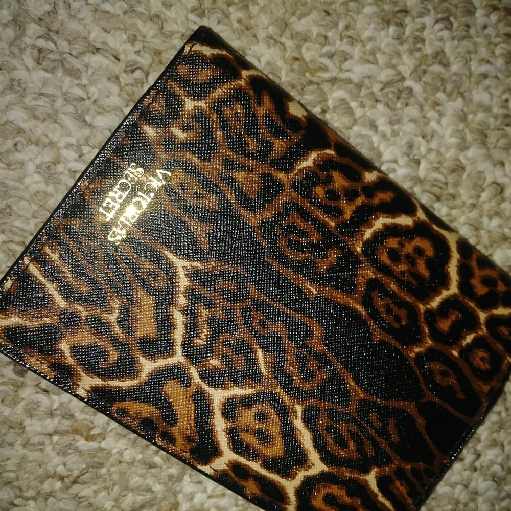 Wallet - Picture 3 of 3